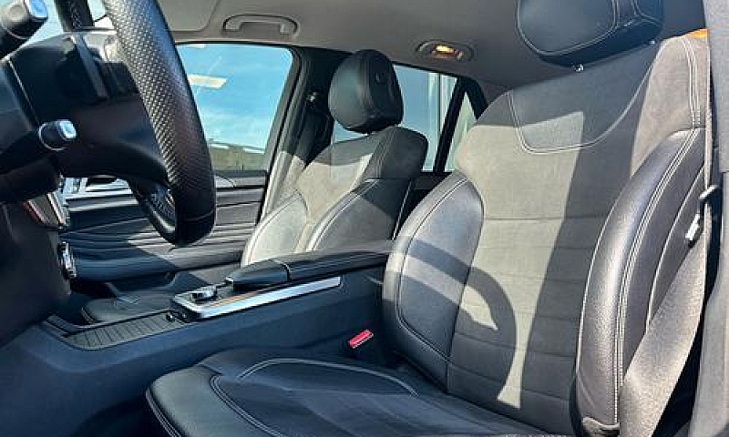 Mercedes-Benz Ml 250...