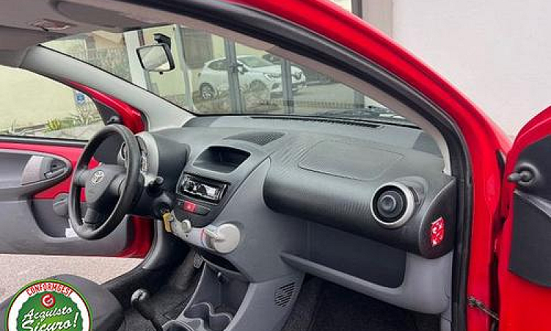 Toyota Aygo 1.0 12V ...