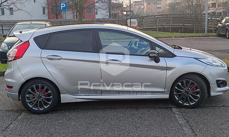Ford Fiesta 1.5 Tdci...
