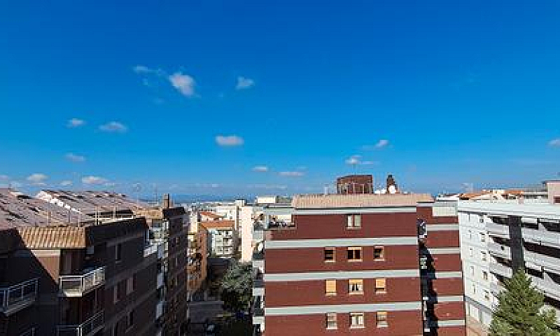 Via Dau- Attico Pano...