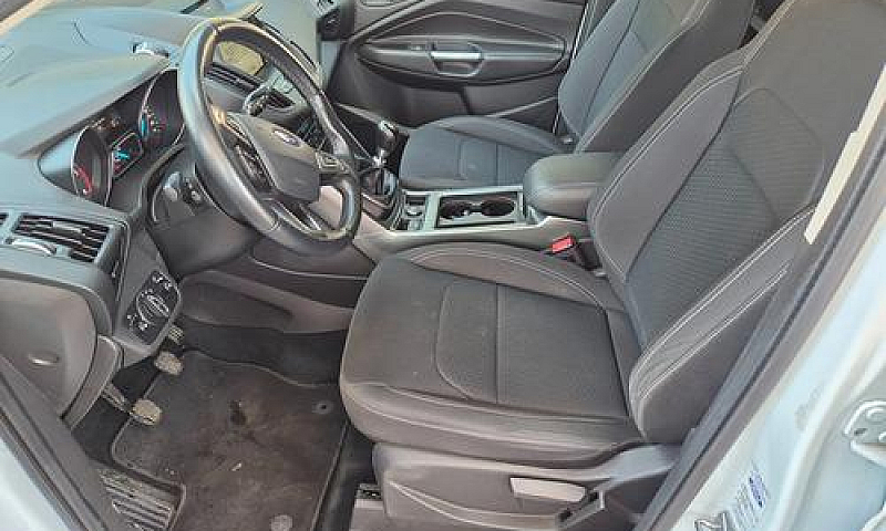 Ford Kuga 1.5 Tdci 1...