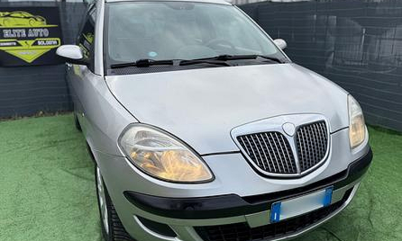 Lancia Ypsilon 1.3 D...