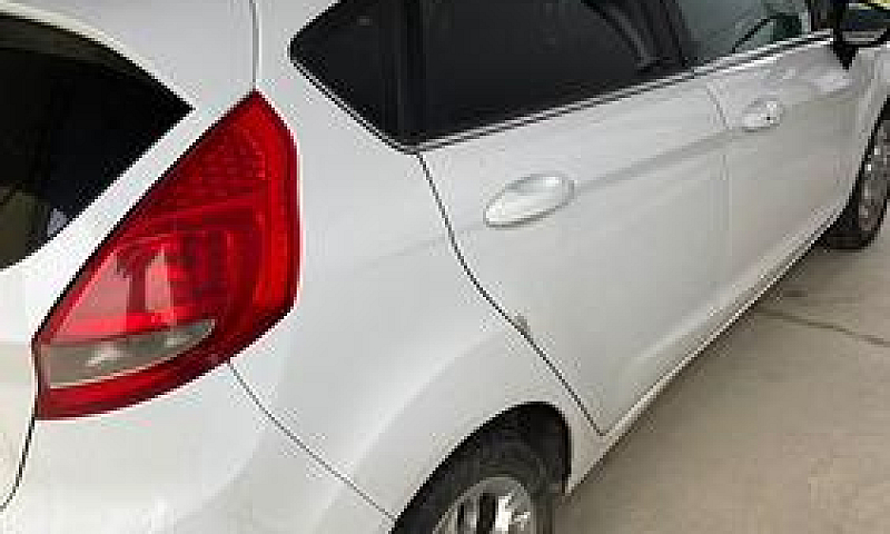 Ford Fiesta 1.4 Gpl...