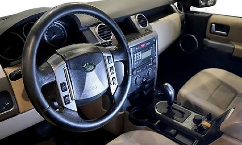 Land Rover Discovery...