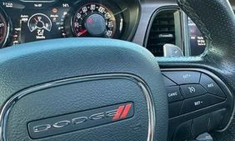 Dodge Challenger 3.6...