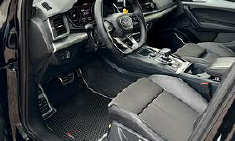 Audi Q5...
