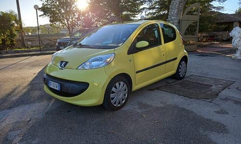 Peugeot 107 (A36)...