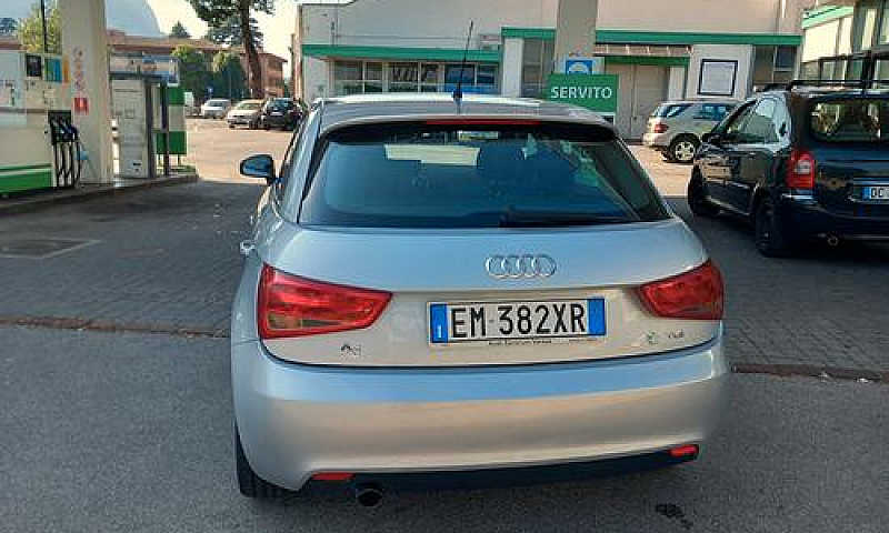 Audi A1 1.6 Tdi S Tr...