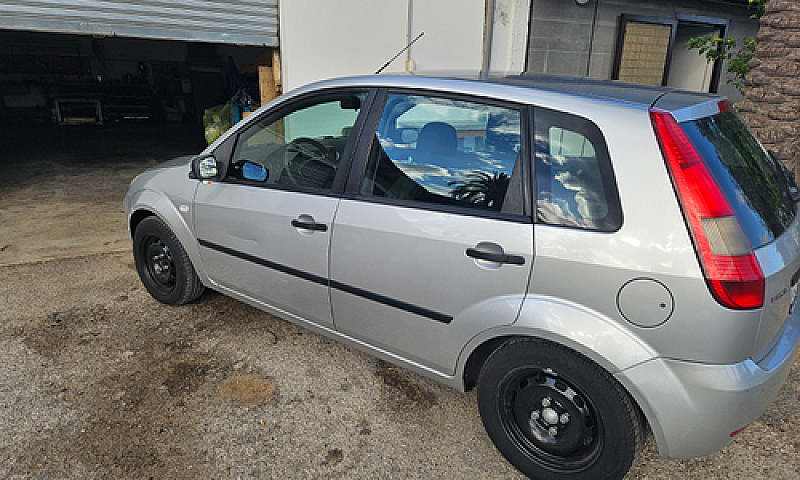 Ford Fiesta 1.4 Tdci...