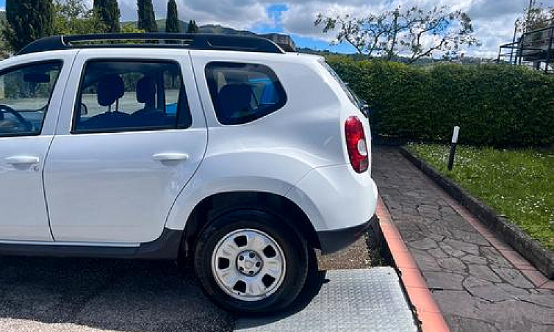 Dacia Duster 1.6 110...