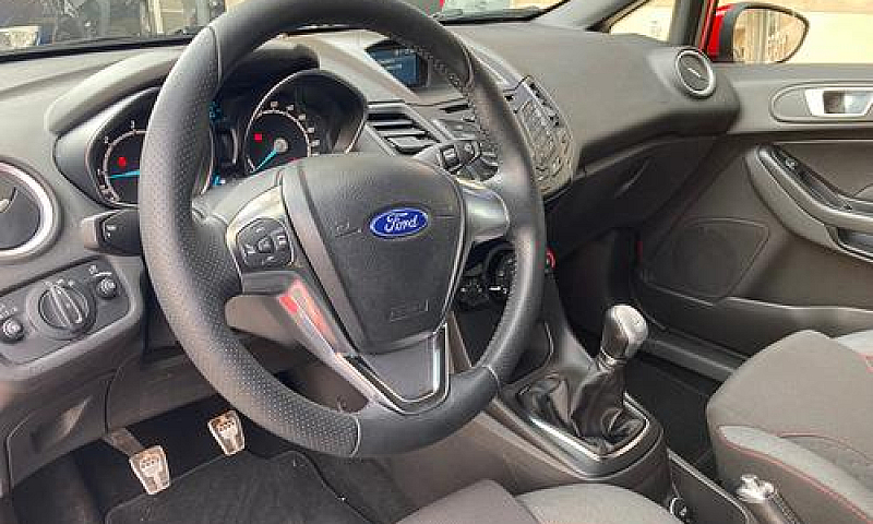 Ford Fiesta 1.5 Tdci...
