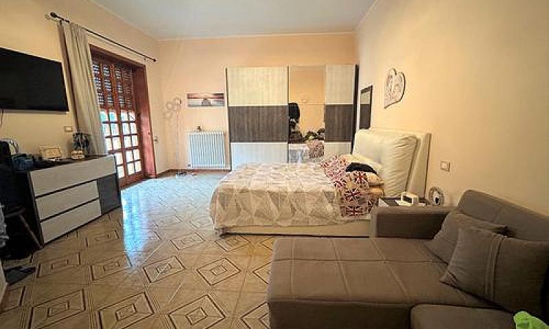 Casa Indipendente Co...