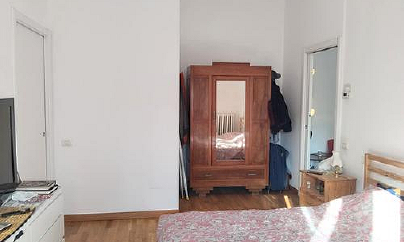 Bilocale Completamen...