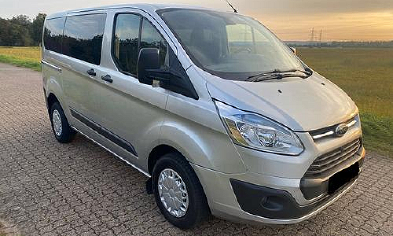 Ford Tourneo Custom ...