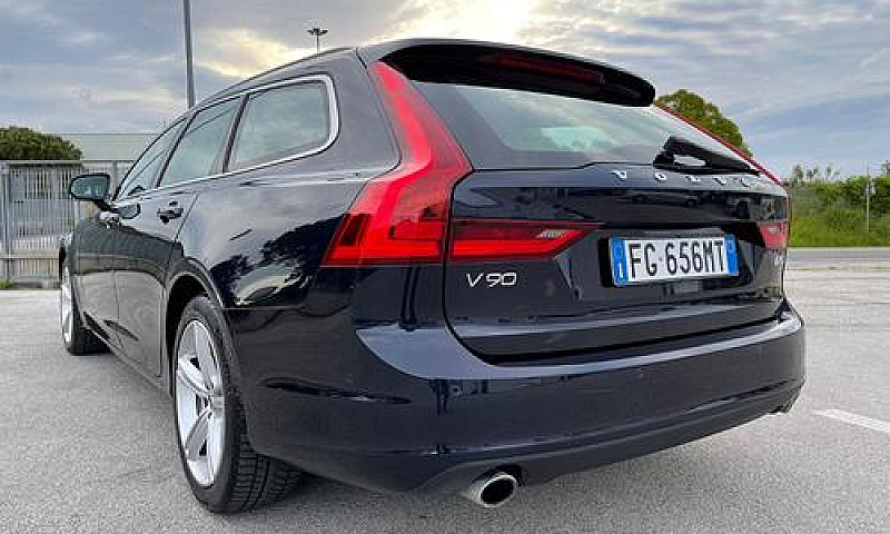Volvo V90 (2016-->) ...