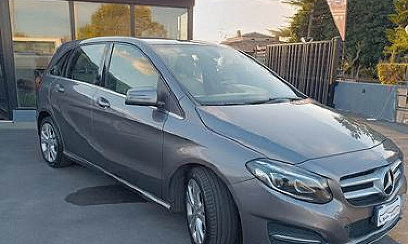 Mercedes-Benz B 180D...