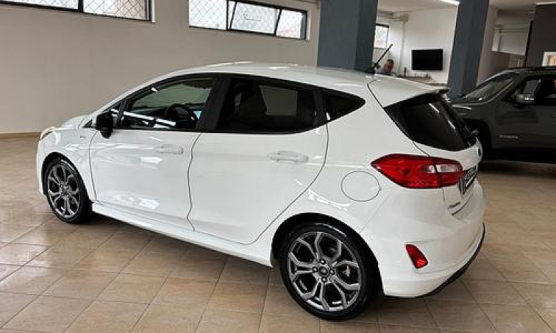 Ford Fiesta 1.1 85 C...