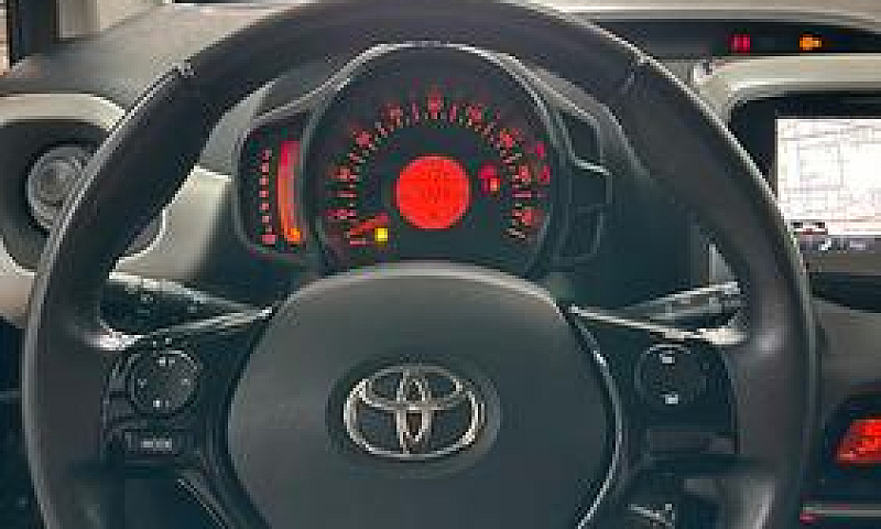 Toyota Aygo 1.0 120....