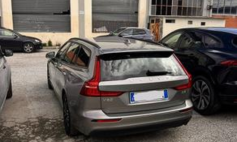 Volvo V60 D3...