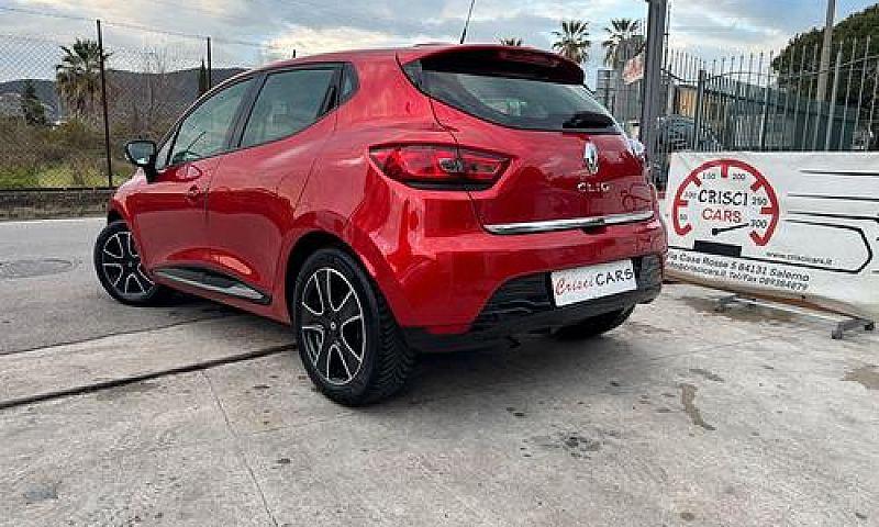 Renault Clio 1.2 75C...
