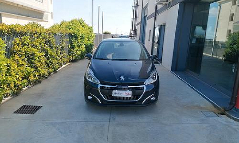 Peugeot 208 Puretech...
