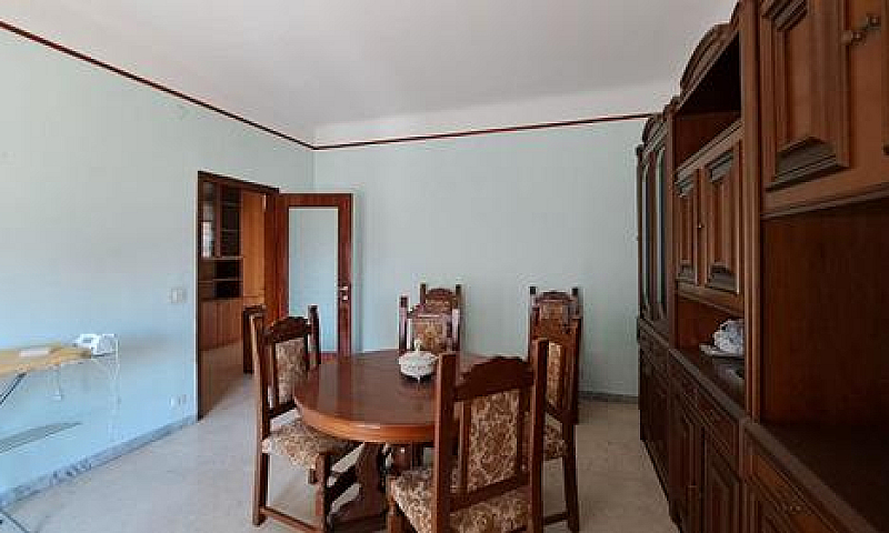 Ampio Quarto Piano C...
