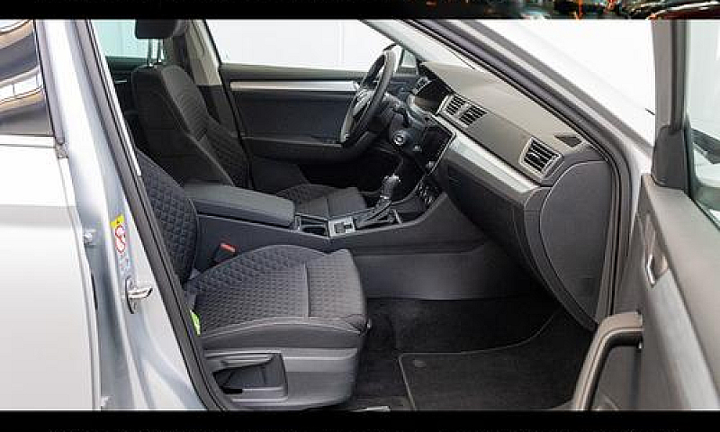 Skoda Superb Wagon 2...