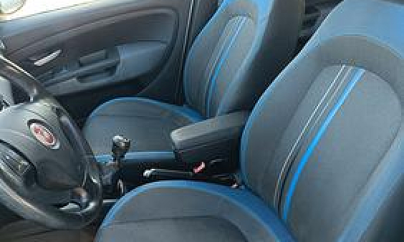 Fiat Punto Evo 1.4 5...