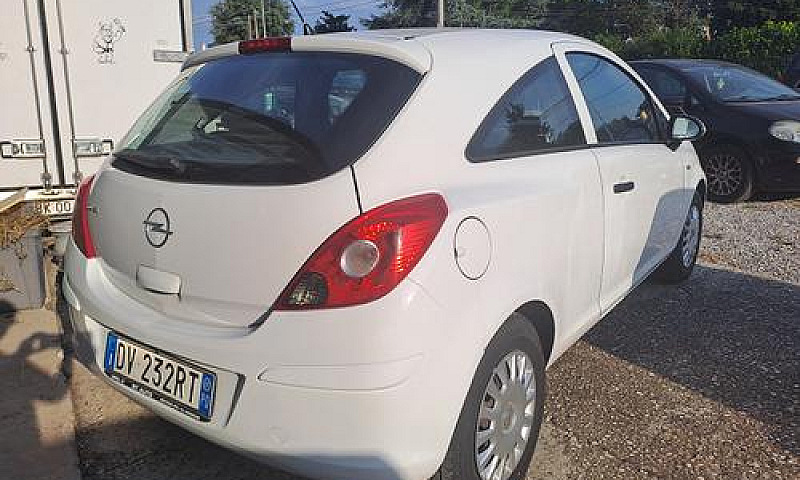 Opel Corsa 1.0 Km 69...