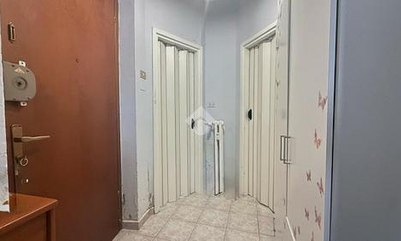 2 Locali A Torino...