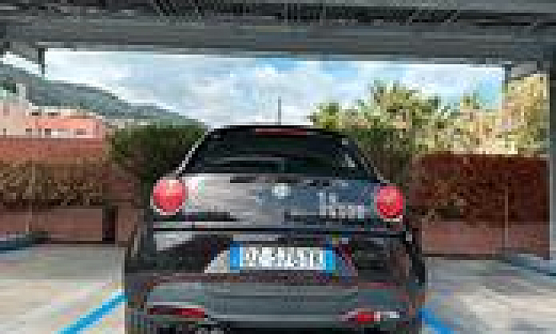 Alfa Mito Distictive...