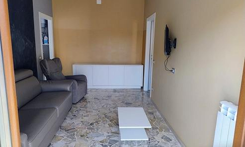 Trilocale Con Box, C...
