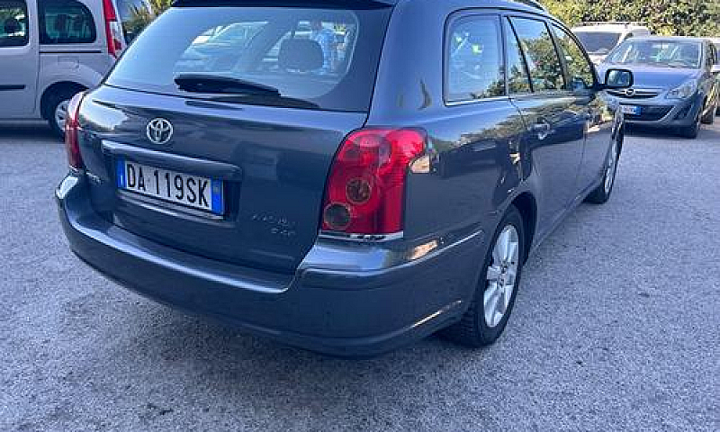 Toyota Avensis 2.0 D...