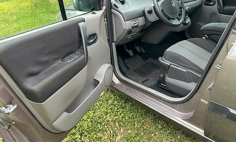 Renault Scenic...