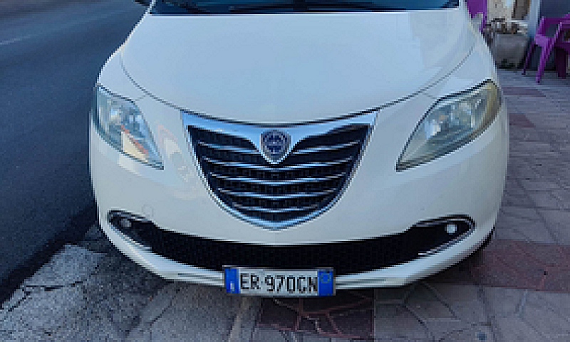 Ypsilon 10...
