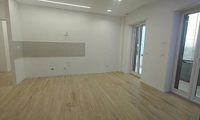Appartamento Di 83 M...