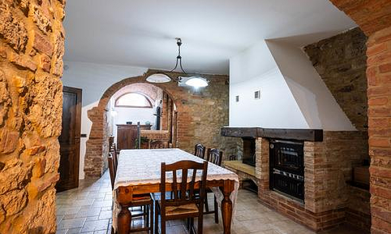 Appartamento A Ascia...