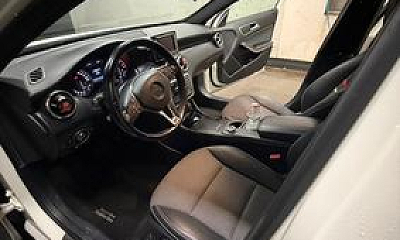 Mercedes-Benz Classe...
