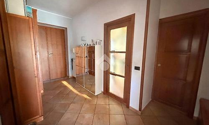 3 Locali A Napoli...