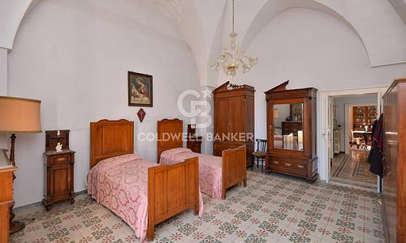 Palazzo - Mesagne...