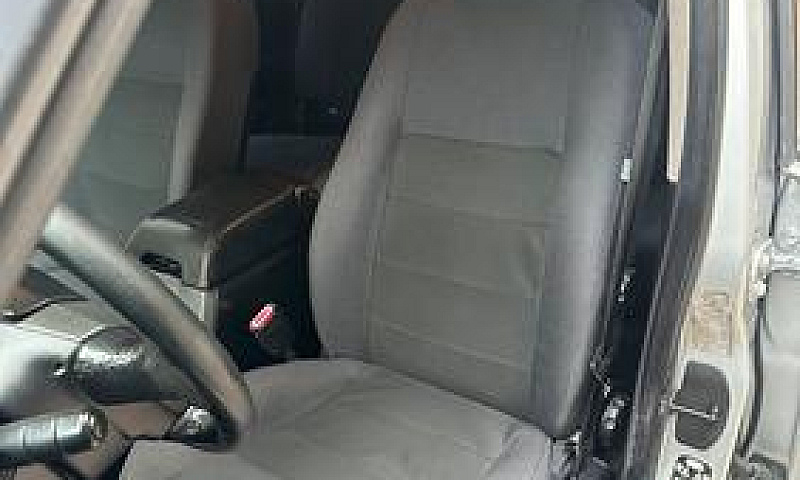 Land Rover Discovery...