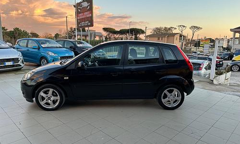 Ford Fiesta 1.4 Tdci...