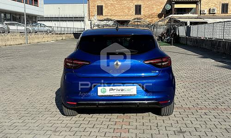 Renault Clio Full Hy...