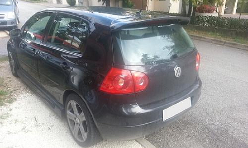 Volkswagen Golf V 2....