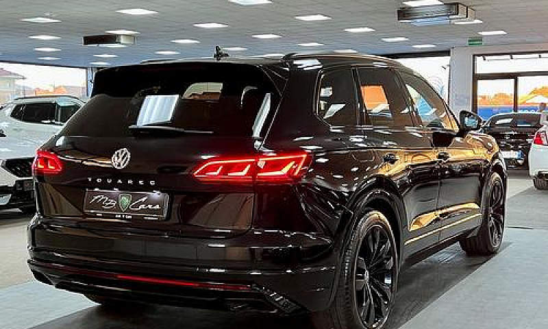 Volkswagen Touareg 3...