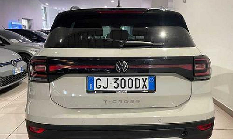 Volkswagen T-Cross 1...