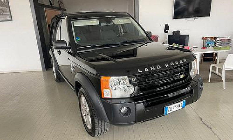 Land Rover Discovery...