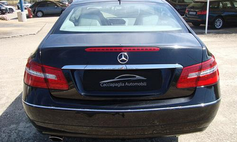 Mercedes-Benz E 250 ...