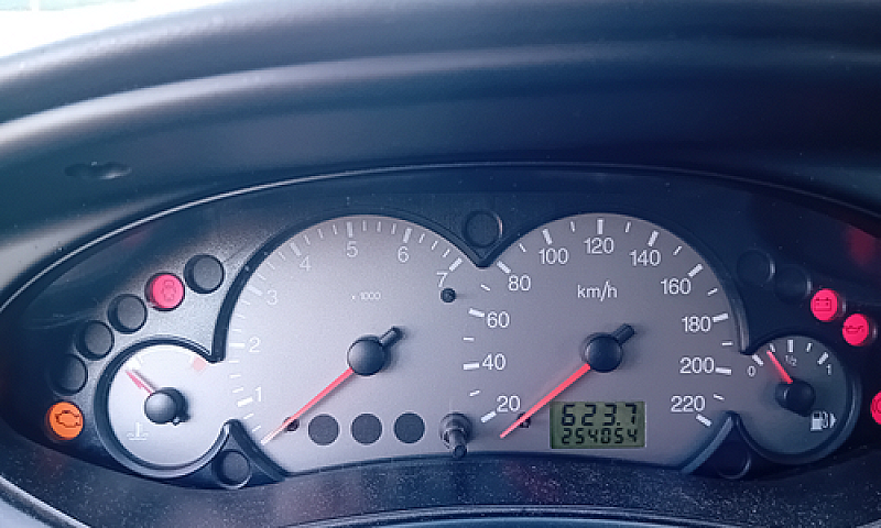 Ford Focus 1.6 Gpl...