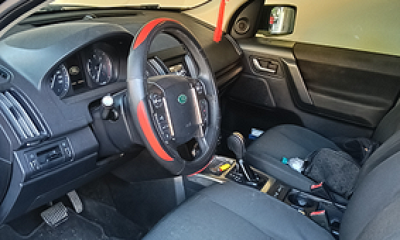 Land Rover 2014...